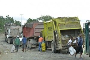 Basura en Sabana Perdida-Santo Domingo, Norte