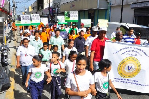 Marchan contra delitos ambientales