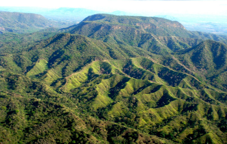 Resultado de imagen para imagenes de la cordillera central de la republica dominicana